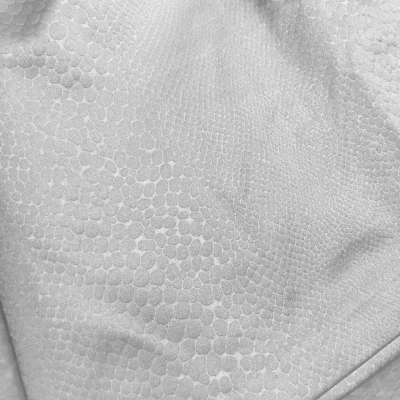 White snake skin mini skirt 🐍 - Picture 2 of 4